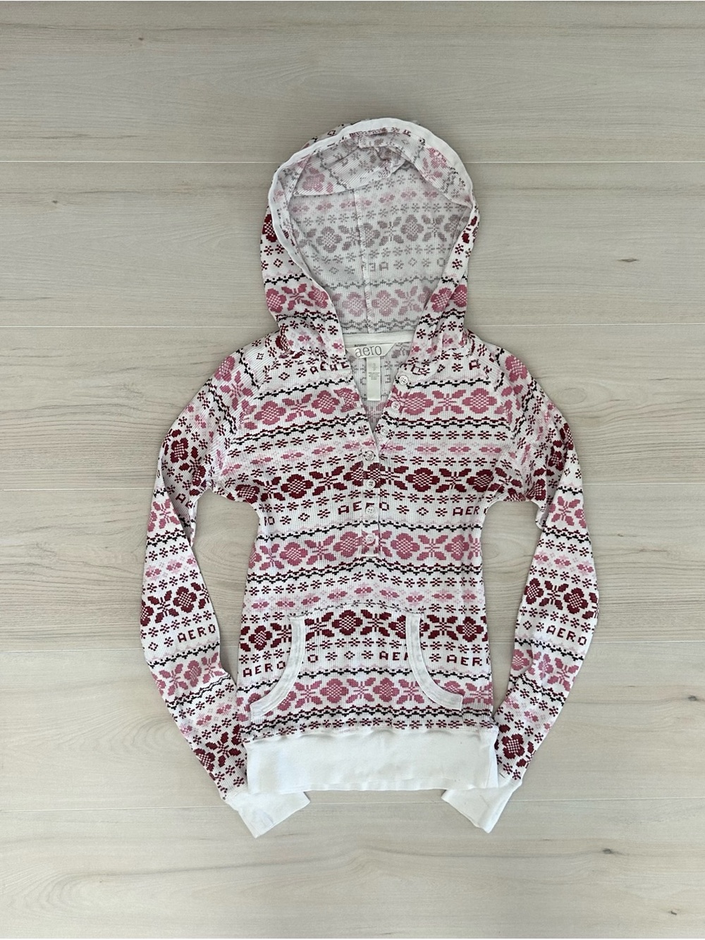 y2k aeropostale winter snowflake hooded henley